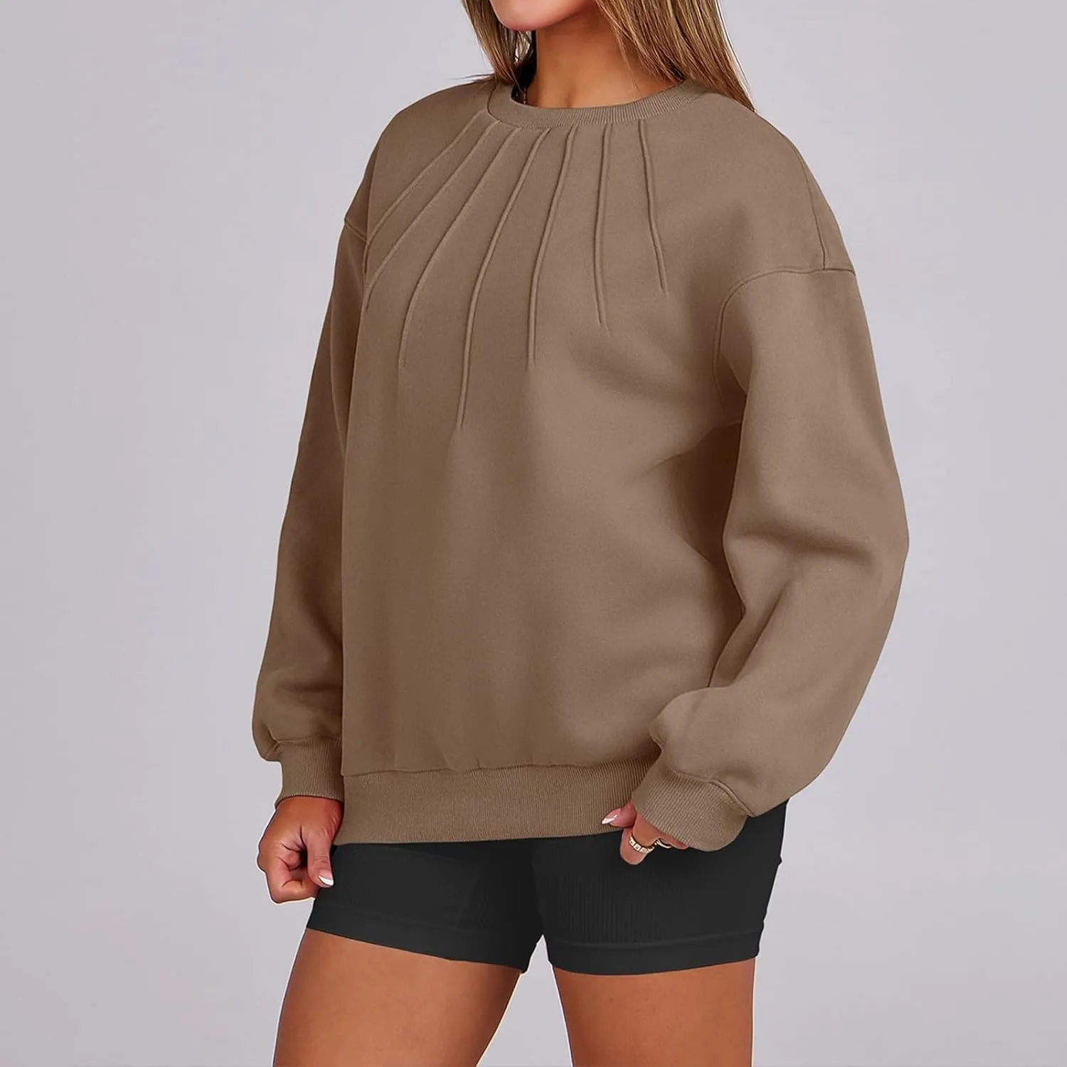 Gumipy Oversized Sweatshirt for Women Knit Long Sleeve Fleece Crewneck Sweatshirts Trendy Drop Shoulder Pullover Cozy Sweater