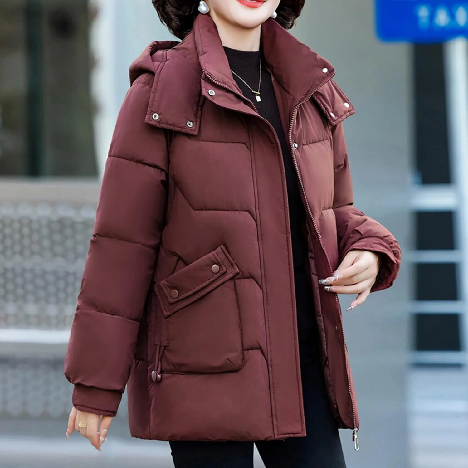 Winter Thermal Down Jackets for Women Heavyweight Thick Puffer Coats with Removable Hood Medium Length Zip Up Outfits