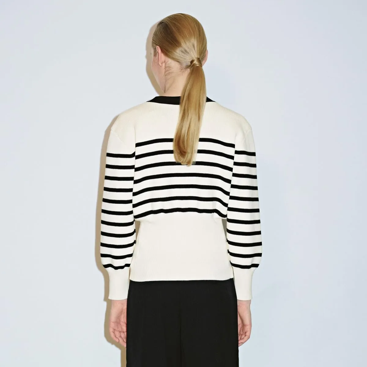 Women Knitted Cardigans Long Sleeve V-Neck Lightweight Sweater One Leaf Button Down Outwear